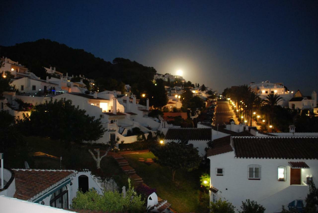 Capistrano Villa Nerja Exterior foto